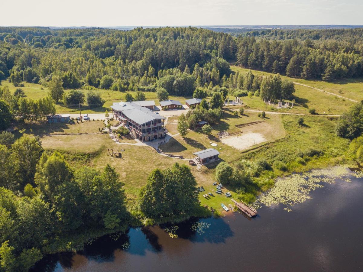 Luokesu Dvaras Hotell Molėtai Eksteriør bilde